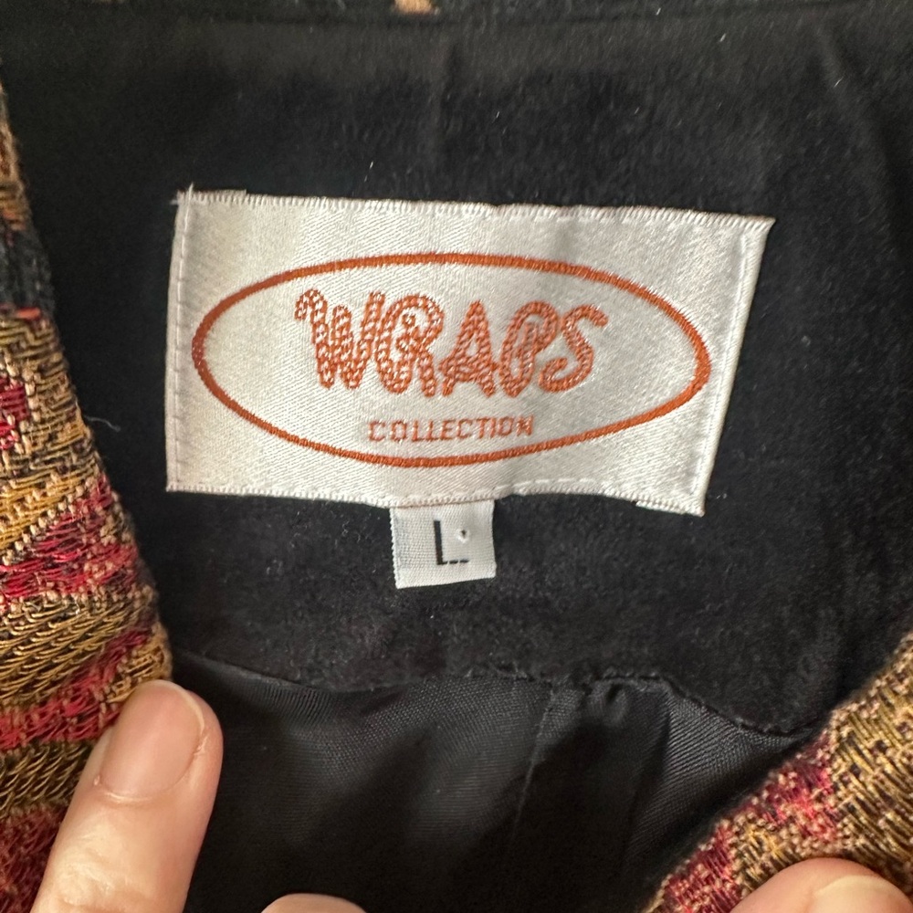 Vintage Wraps Collection Cropped Tapestry Jacket - Picture 4 of 9
